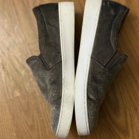 Vionic Slip On Tennis Shoes - Picture 3 of 4